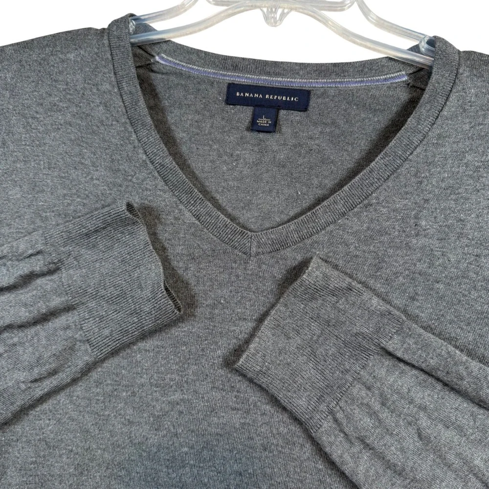 Banana Republic V-Neck Sweater‎ Mens Large Grey Silk Cotton Cashmere Knit